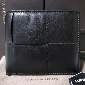 [신형/크림판] 보테가베네타 카세트 반지갑 이미지