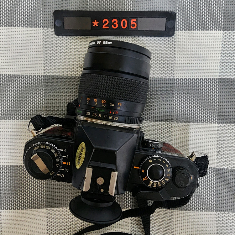 야시카 FX-D 필름카메라 42-75 줌렌즈 이미지