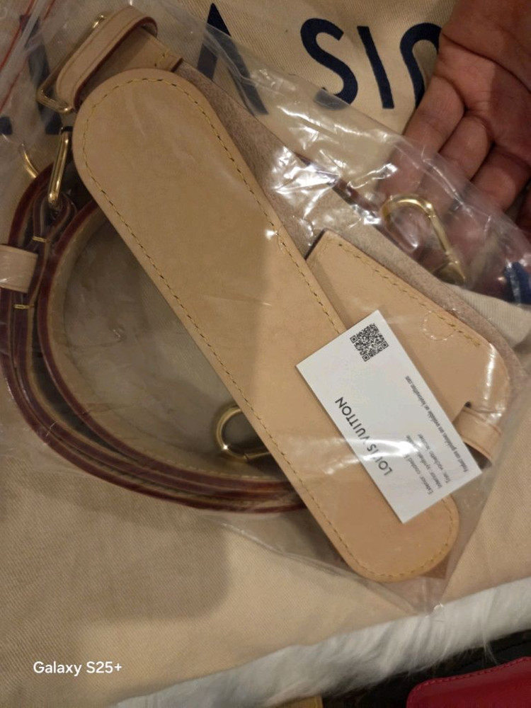 루이비통 모노그램 키폴 반둘리에 45 슌이텐 한정판 이미지