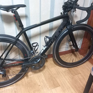 트렉 마돈 5.2 로드자전거 판매 이미지