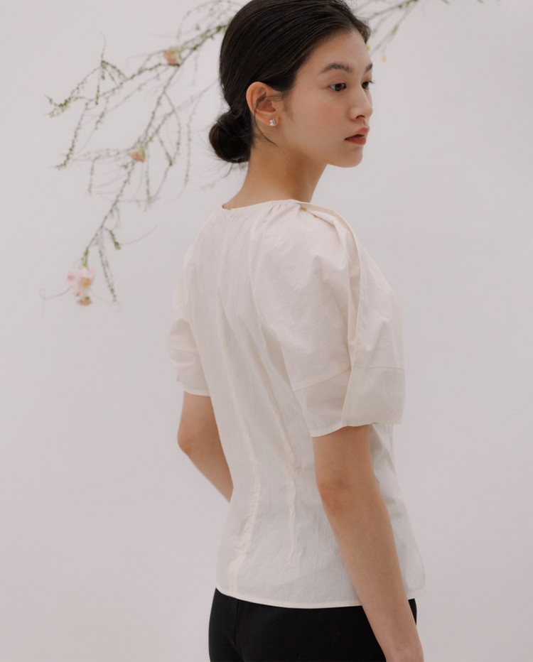 시에 sie 블룸 퍼프 블라우스 이미지