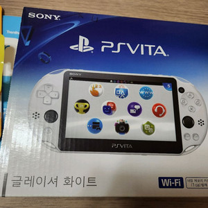 PSVITA 2세대 글레이셔 화이트 512GB 이미지