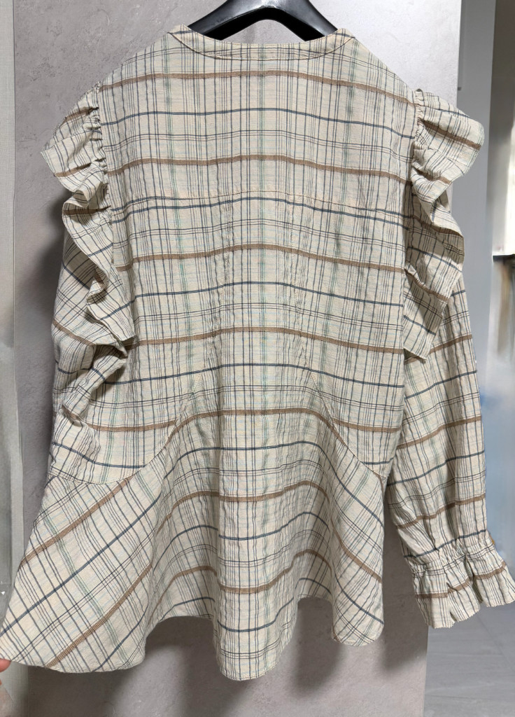 듀엘 러플 블라우스 이미지