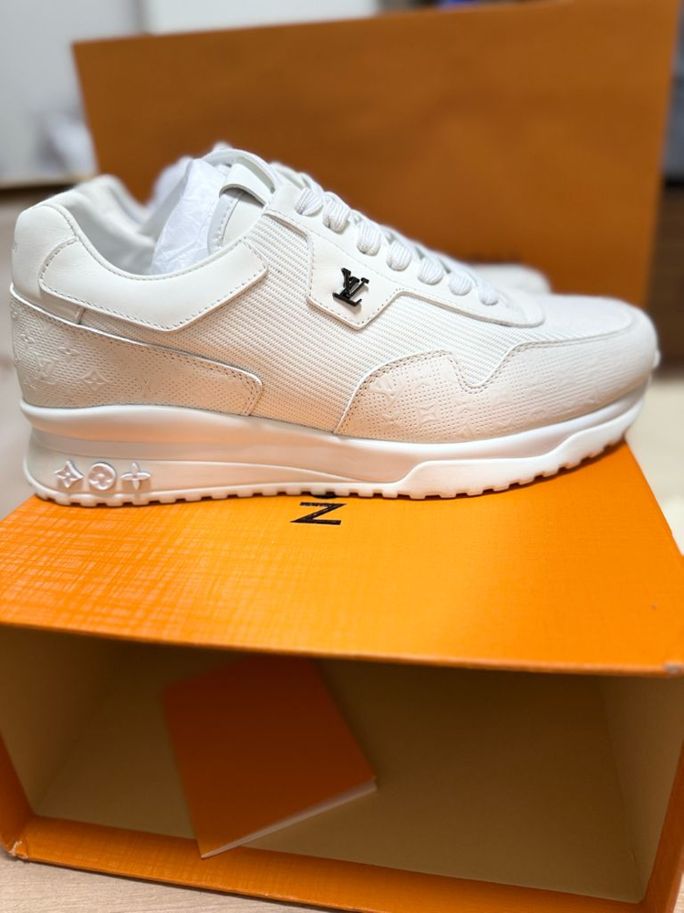 루이비통스니커즈 팝니다 이미지