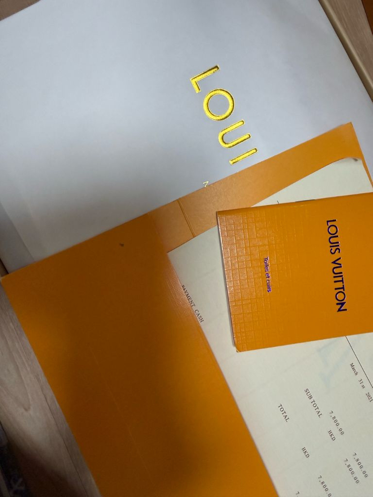 루이비통스니커즈 팝니다 이미지