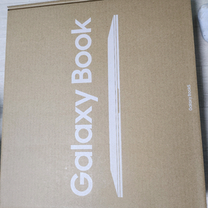 미개봉] 삼성 갤럭시북5 NT751XHD-K01/B 판매합니다완전 미개봉 새상품입니다.박스만 개봉 안한 상태 그대로 이미지