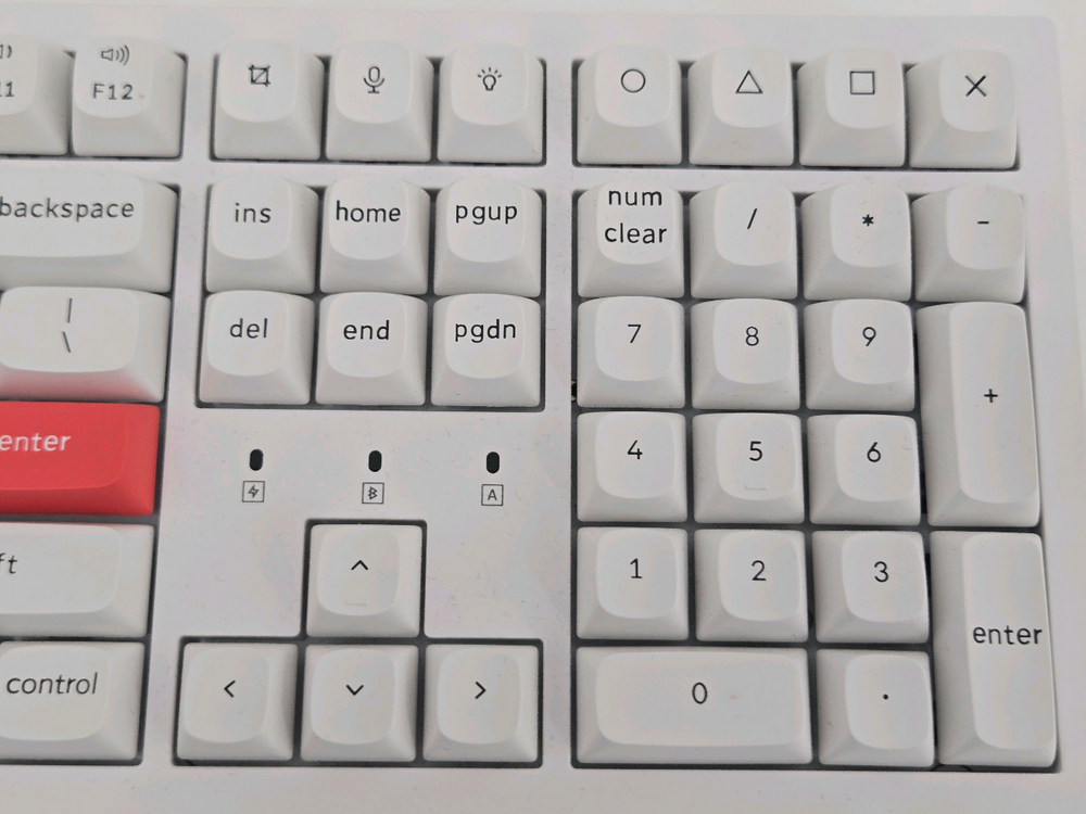 (거의 새상품) 키크론 K10 PRO 화이트 저소음 적축 이미지