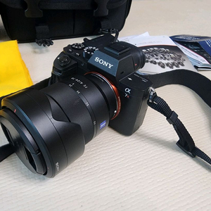 소니 A7R2카메라 + Zeiss FE 24-70mm F4렌즈