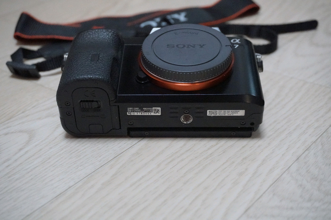 [민트급] 소니 A7 풀프레임 미러리스 카메라 + 탐론 28-75mm F2.8 이미지