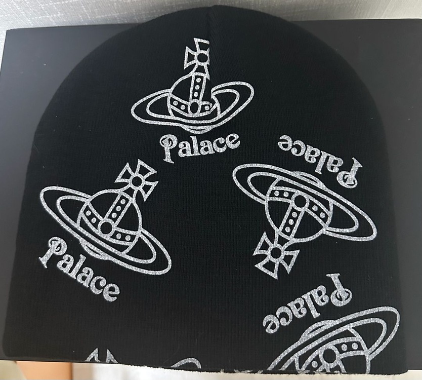 팔라스 x 비비안웨스트우드 콜라보 블랙 비니 모자 이미지