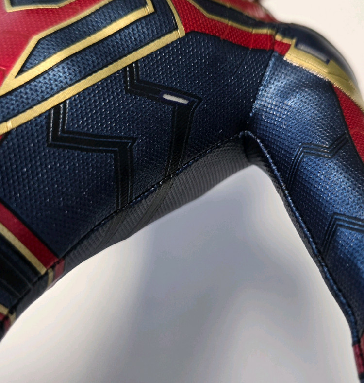 핫토이 아이언스파이더 2.0 헤드변경 이미지