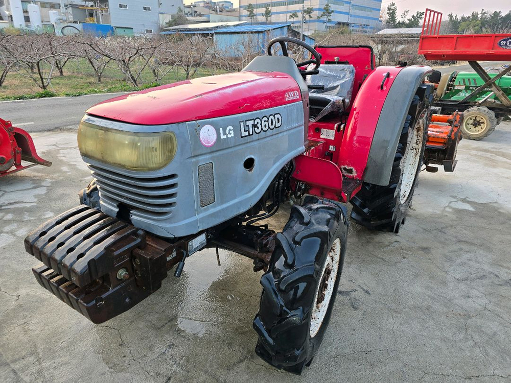 36마력 트랙터 LT360D 이미지