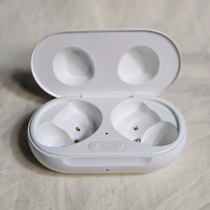 갤럭시 버즈플러스 븐루 충전본체 SM-R175 이미지