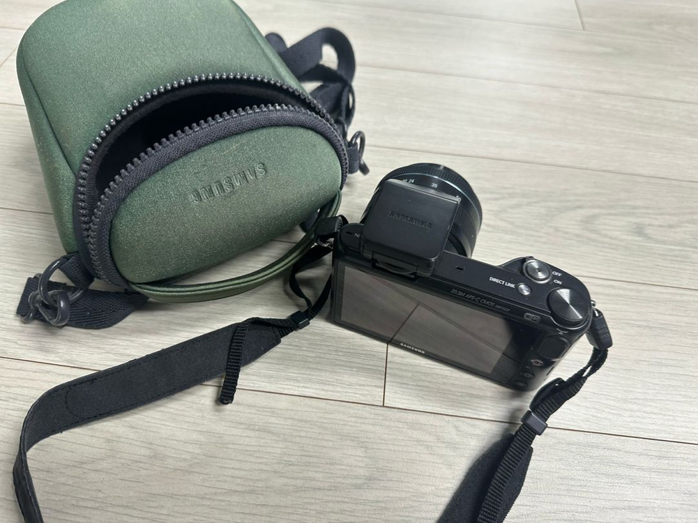 삼성 NX2000 미러리스 20-50mm 스마트카메라 a급 팔아요 이미지