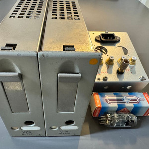 Siemens V78 진공관 포노앰프(MC 카트리지용) 이미지