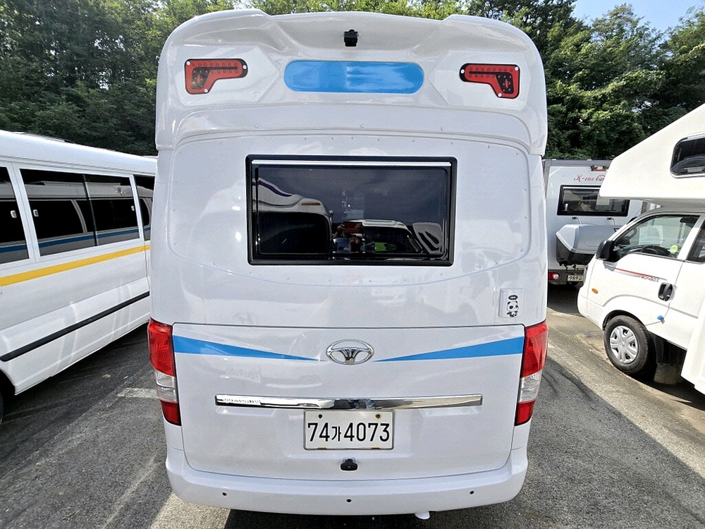 18년 레스타5인승캠핑카(신규제작,6만km,인산철1200A)-전액할부됨 이미지