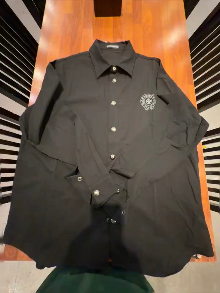 [크롬;하츠] 새상품 / 긴팔 셔츠 / 약 110 사이즈 이미지