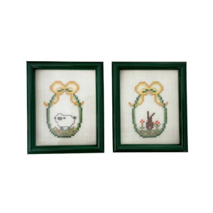독일 빈티지 십자수 액자 토끼와 양 이미지