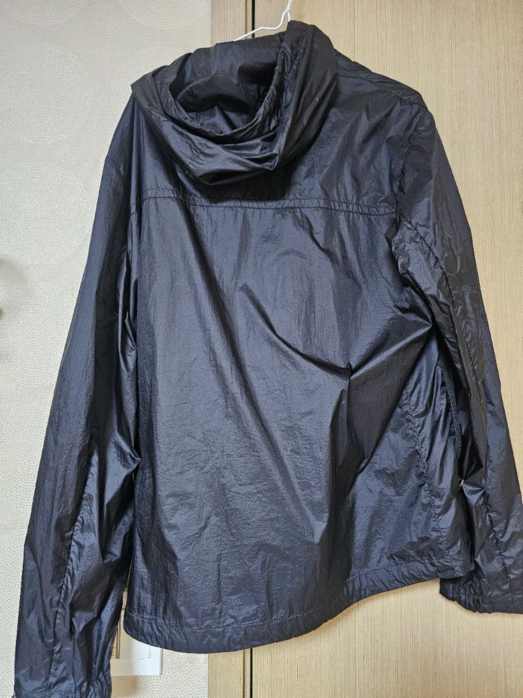 몽클레어 바람막이(사마카르) 이미지