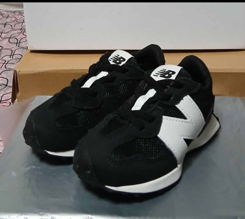 뉴발란스키즈 327 145블랙운동화 거의새거 이미지