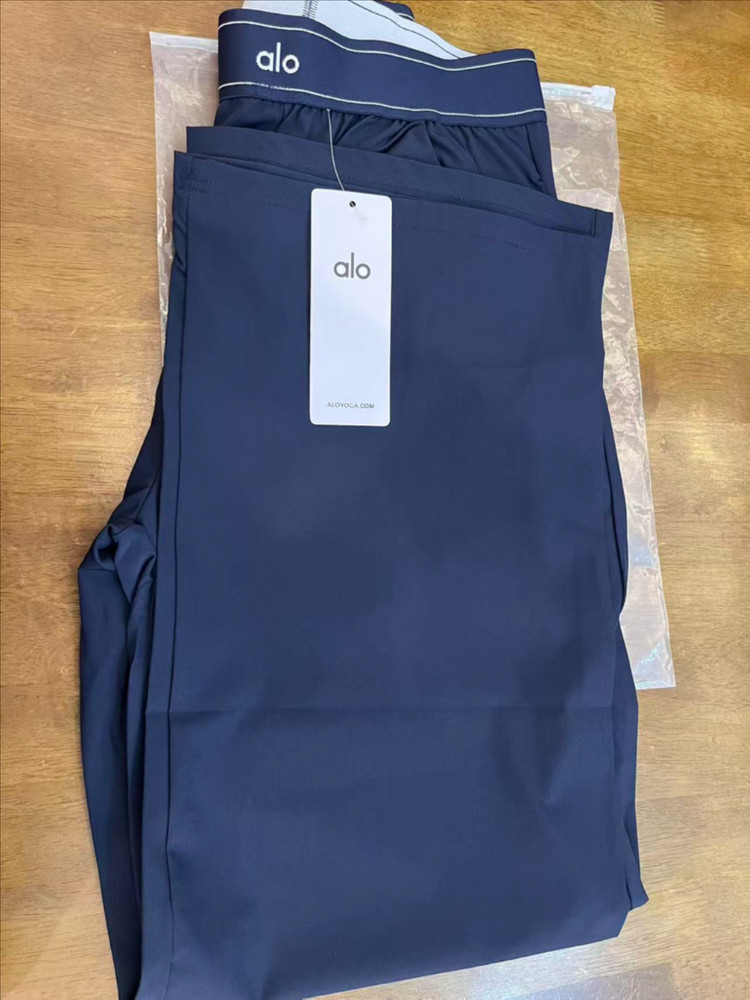 와이드핏 운동 팬츠 이미지