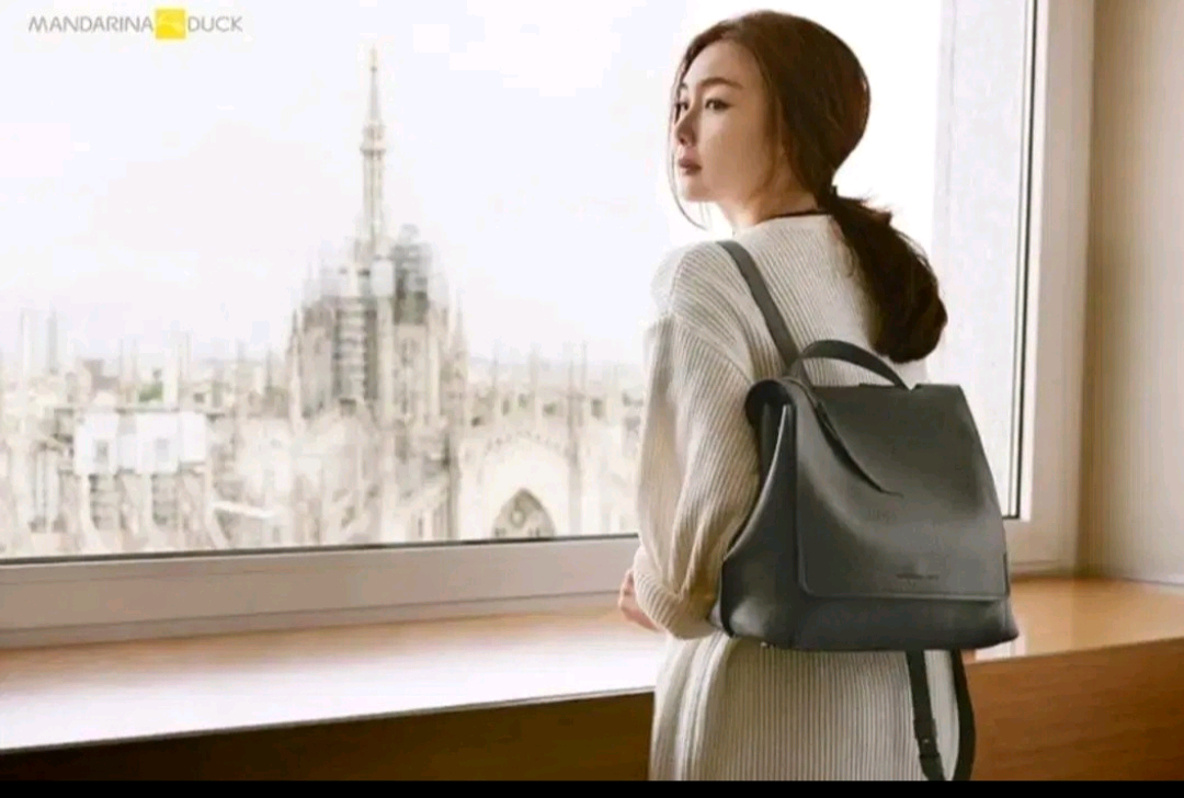 만다리나덕 비올라 소가죽 백팩 ( 정가50만) 이미지