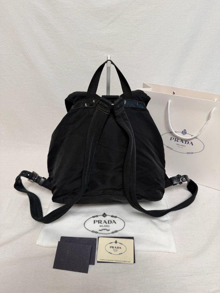 정품 프라다 포코노나일론 투포켓 블랙 백팩 미디움 이미지