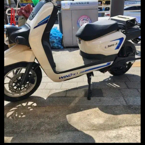 상지전기스쿠터 65만워60볼트40암페아가성비 최고,사용거리121키로,65만원,배달가능 이미지