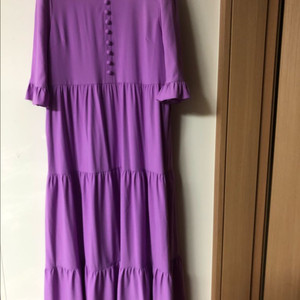 갈롱드블랑 진달래 핑크 원피스 롱 콩단추 프릴 이미지