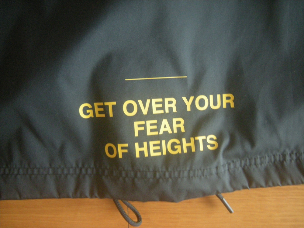 나이키에어 빅스우시 바람막이자켓m사이즈 국내미출시색상 한정판/아디다스 노스페이스 러닝조깅헬스배낭캠핑acg아이폰 이미지