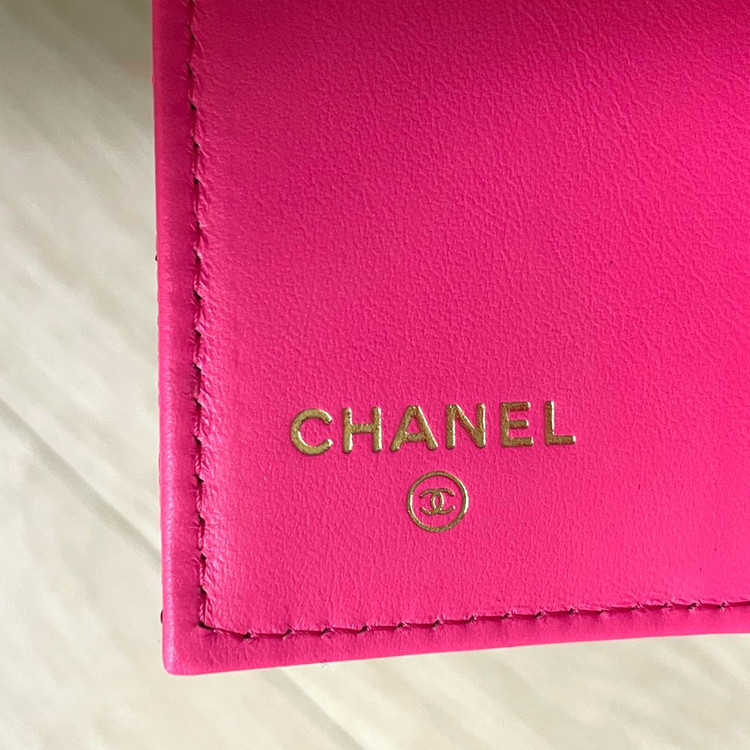 샤넬 클래식 캐비어 3단지갑 푸시아핑크 내장칩 새제품 이미지