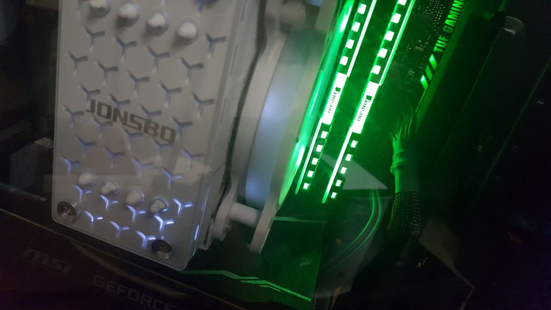 i7 8700 RTX2060 컴퓨터 본체 팝니다 이미지