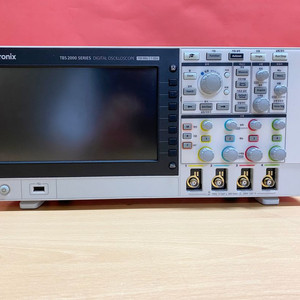 Tektronix TBS2104 중고오실로스코프 100MHz 4ch 판매 이미지