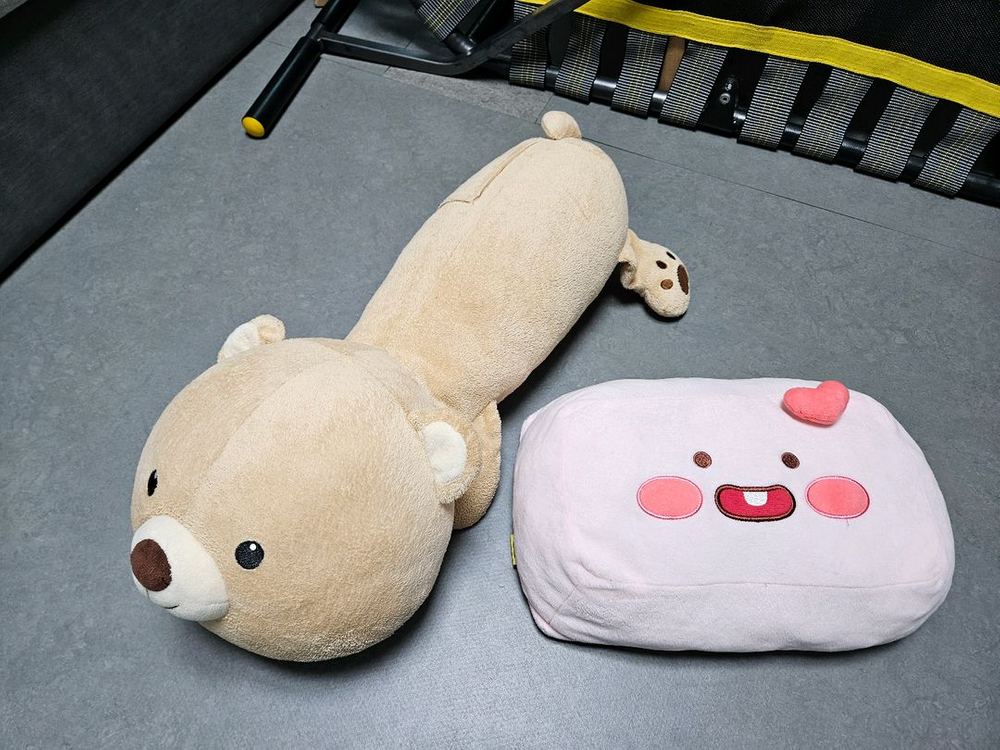 안전벨트 쿠션 곰인형, 목쿠션 어피치 인형 각각 판매 이미지