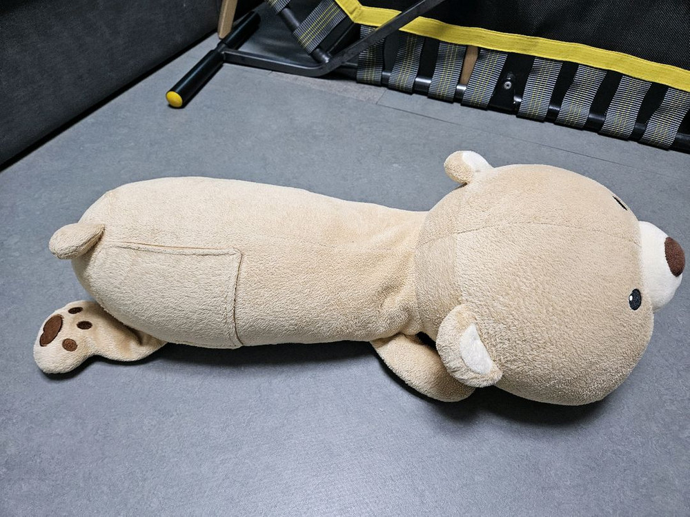 안전벨트 쿠션 곰인형, 목쿠션 어피치 인형 각각 판매 이미지