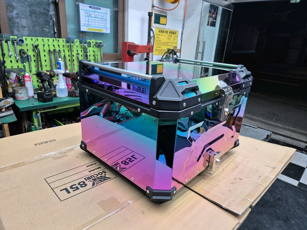 레인보우 알루미늄탑박스 85리터 중고판매합니다 이미지