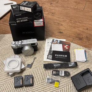 후지필름 X100VI 및 구성품 판매합니다