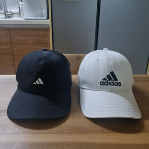 아디다스 런닝 모자 기능성 런닝캡 2종 판매 이미지