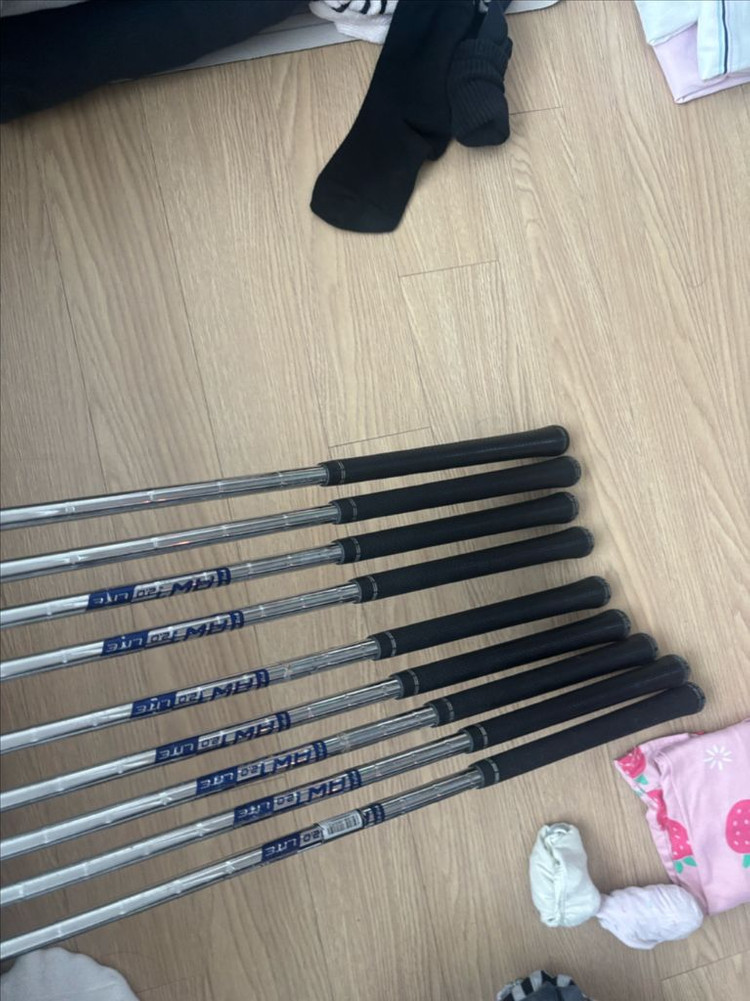 핑 G400 아이언세트 골프채 팝니다. 이미지