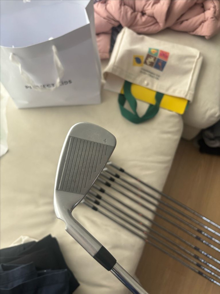 핑 G400 아이언세트 골프채 팝니다. 이미지