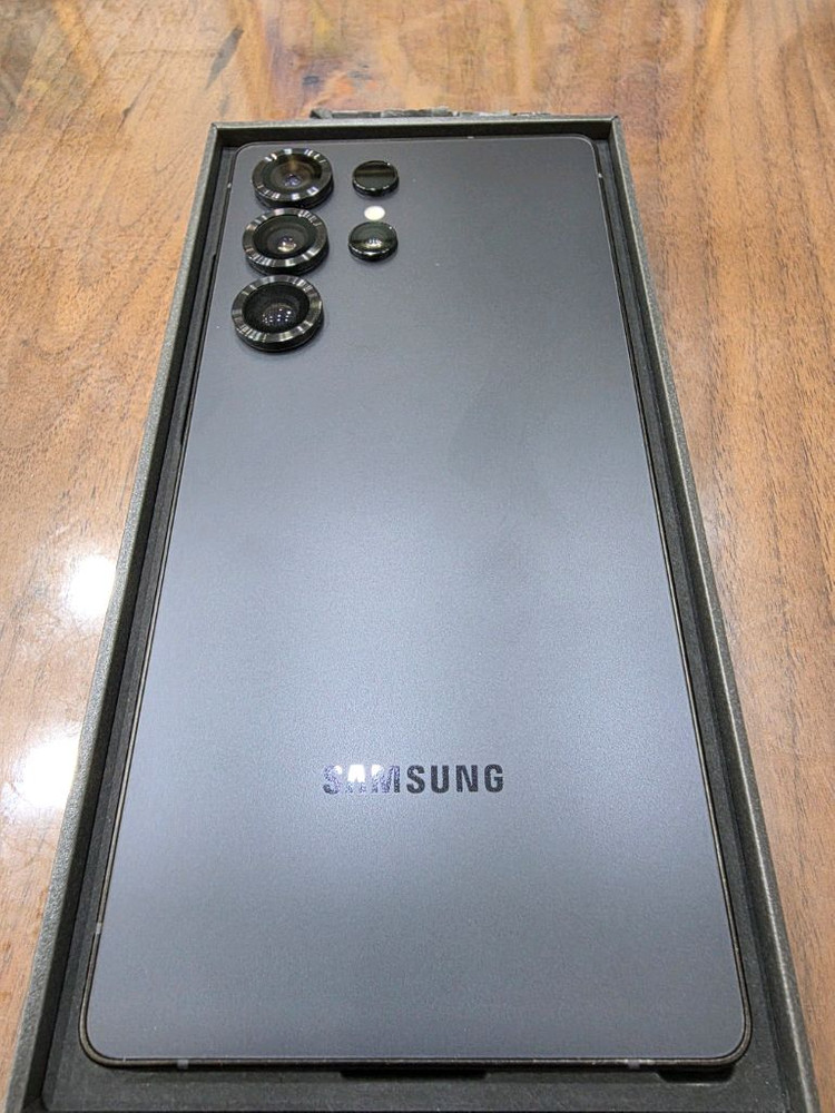 갤럭시 S25 울트라 512 자급제 제트블랙 삼케플X 이미지