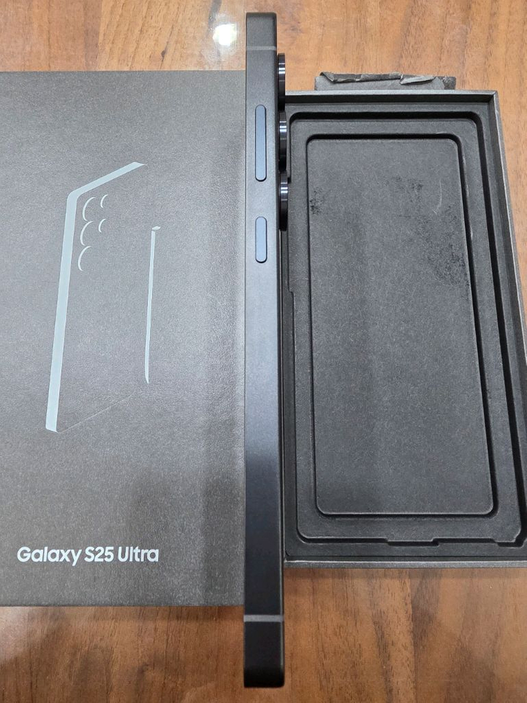 갤럭시 S25 울트라 512 자급제 제트블랙 삼케플X 이미지