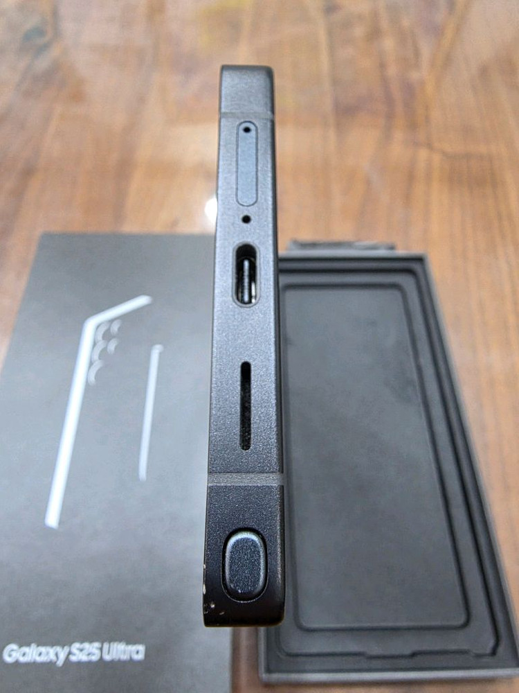 갤럭시 S25 울트라 512 자급제 제트블랙 삼케플X 이미지