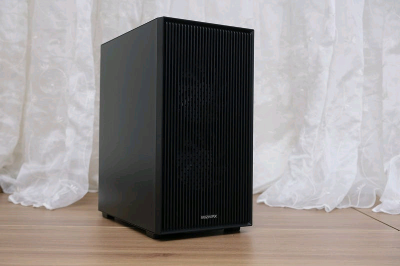 라이젠 7500F 9060XT 완본체 PC 이미지