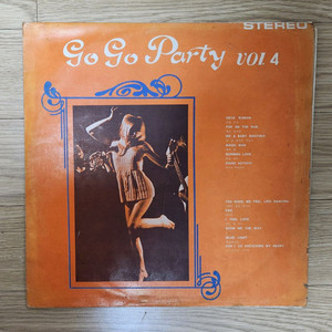 컴필레이션 LP인 Go Go Party 4집LP 레코드 이미지