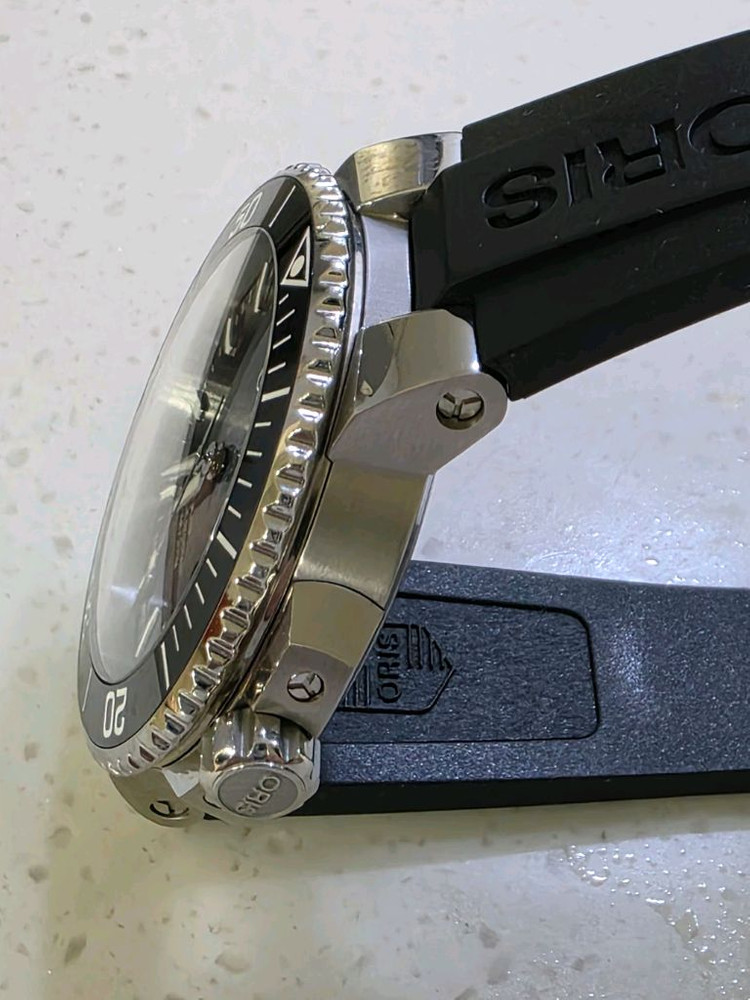 오리스 아퀴스 데이트 딥블루 이미지