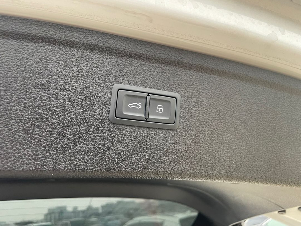 아우디 Q5 (FY) 45 TFSI 콰트로 프리미엄 중고차 21년 07월 75248km 완전무사고 베이지시트입니다. 이미지