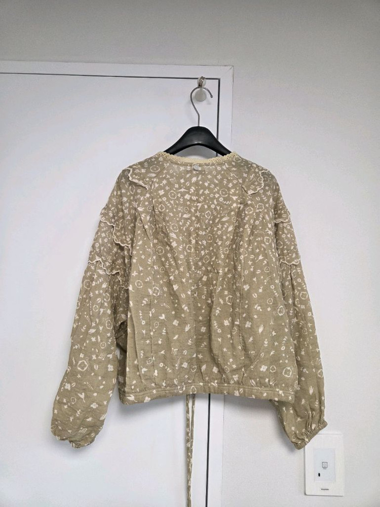 써스데이아일랜드 블라우스 이미지