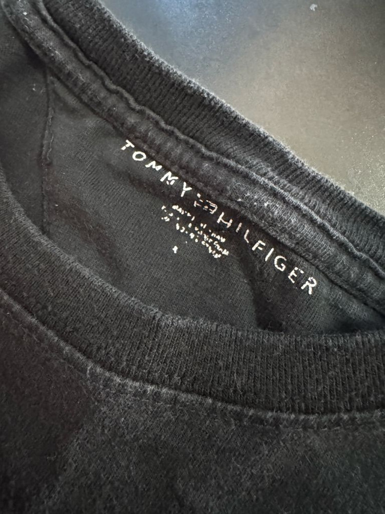 타미힐피거 로고 스펠아웃 반팔 티셔츠 L 블랙 이미지
