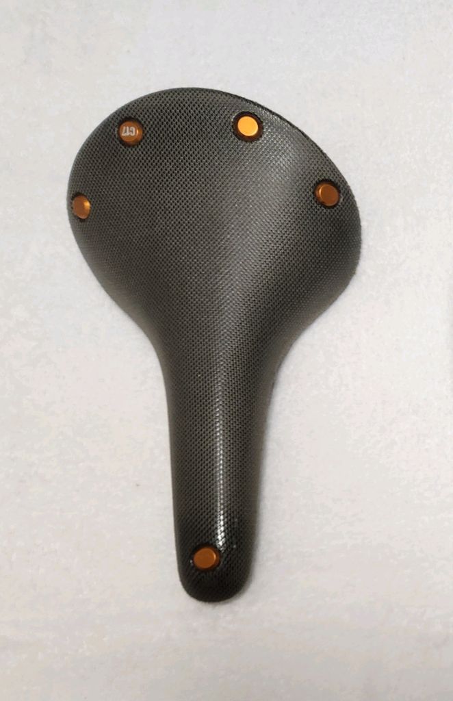 브롬톤 안장, 자전거 헬멧, 자전거 용품 팝니다 이미지